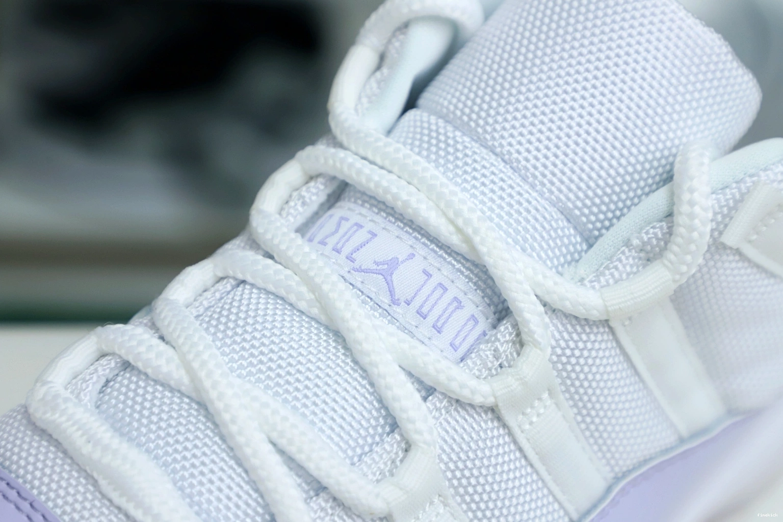 VIOLET LOW 11 JORDAN PURE AIR 0303
